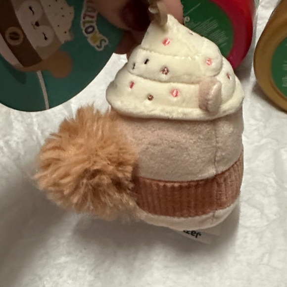 Squishmallows Bundle Mystery Capsules and Clips Holiday Christmas - Picture 5 of 7
